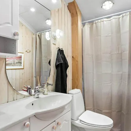 بيت للعطل Bl353-blokhus-kragebak-1 *